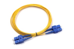 Jumper de fibra óptica SC/UPC - SC/APC 9/125 15m 3.0 mm